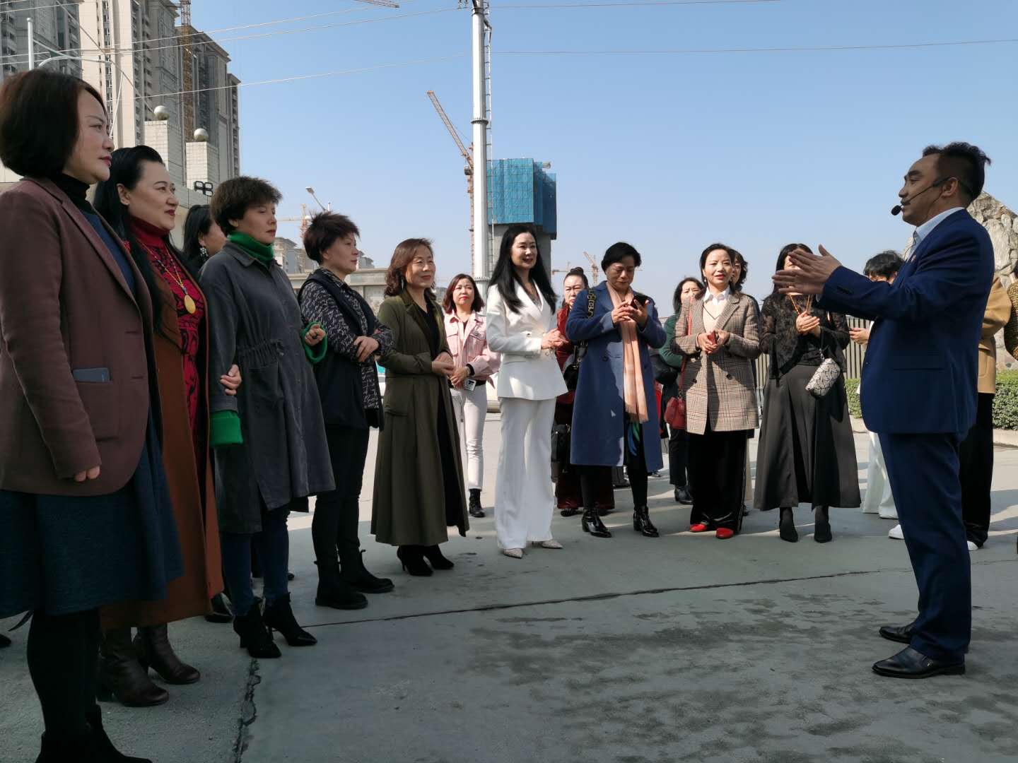 16042981411.jpg 5.jpg